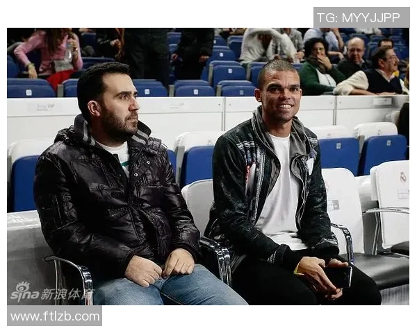 赛后复盘:上海篮球队vs西安篮球队的团队协作 赛后复盘:上海篮球队vs西安篮球队的团队协作